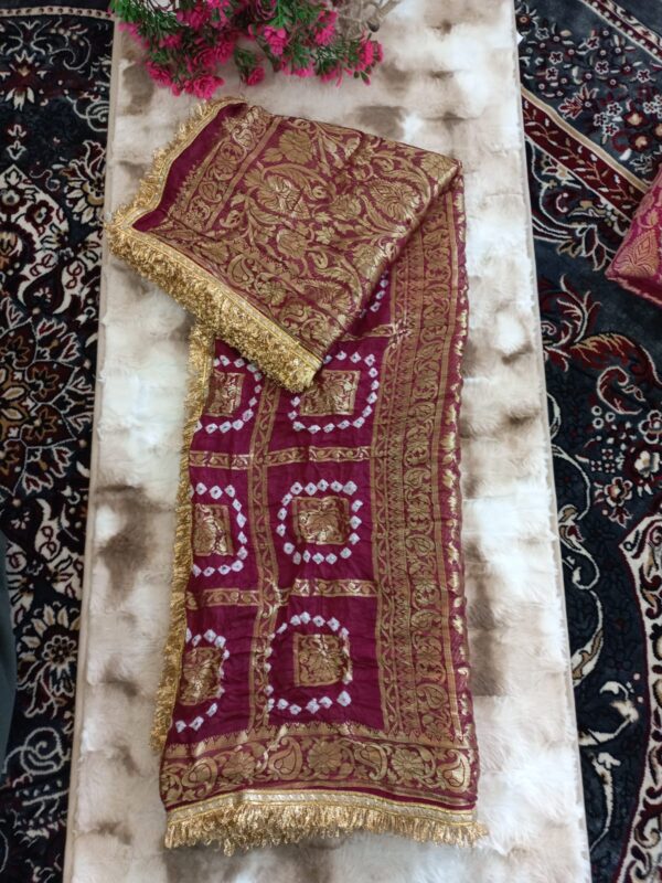 Maroon Bandhini Dupatta With all over Lace - Image 3