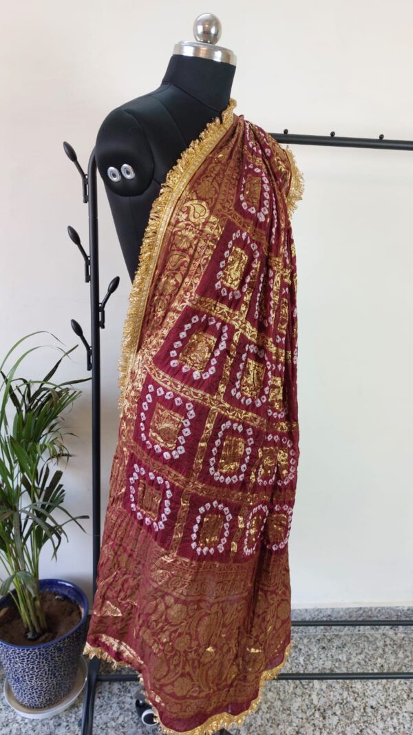 Maroon Bandhini Dupatta With all over Lace - Image 2