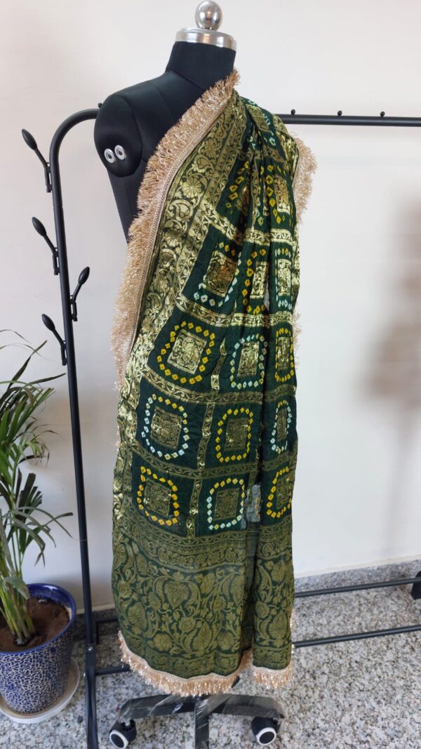 Green Bandhini Dupatta With all over Lace